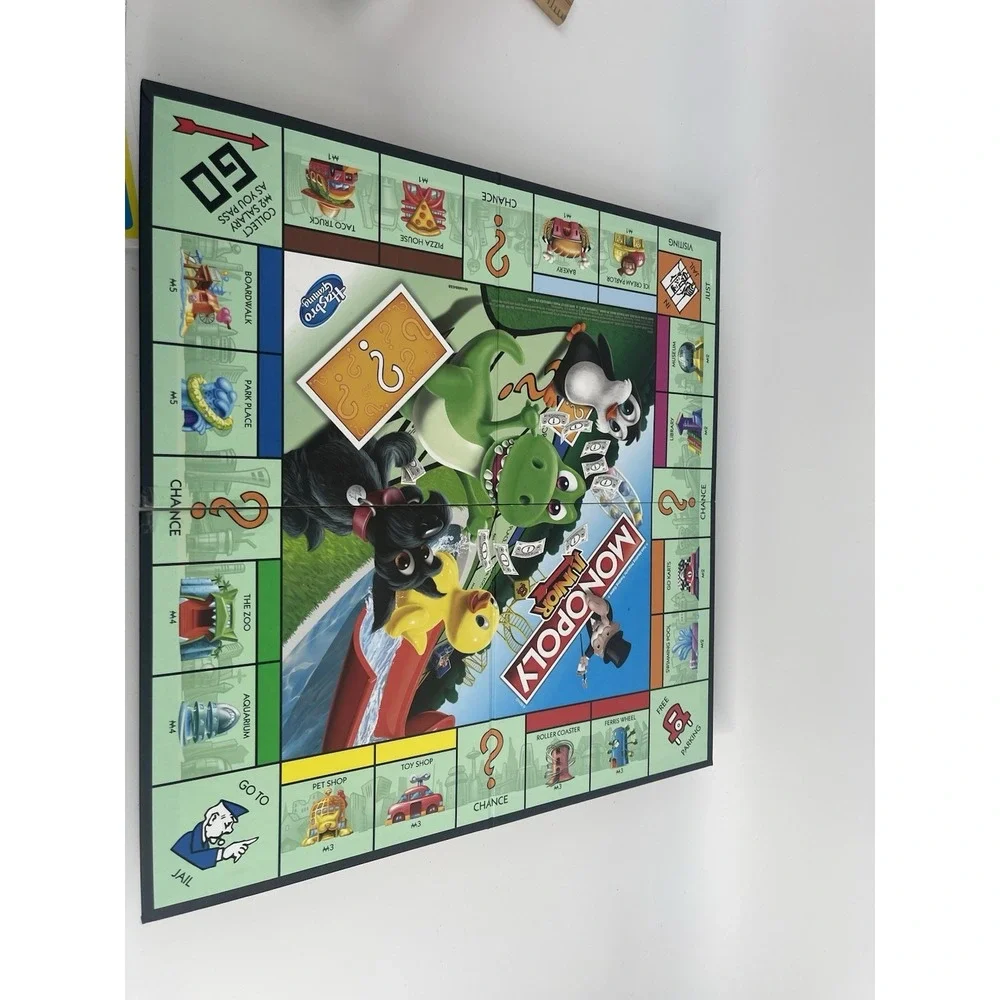 Hasbro Monopoly Junior Board Game Ages‎ 5 and up Exclusive Brand New